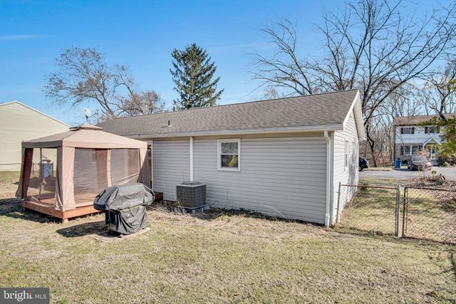 219 MARION AVENUE, Carlisle, PA 17013