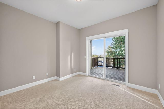 3122 NW Colonial Drive, Bend, OR 97703