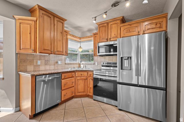 2800 S 2700 E, Salt Lake City, UT 84109