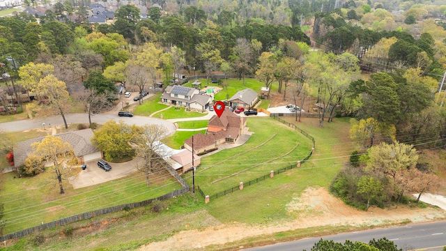 1102 Richwood St., Longview, TX 75604