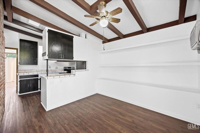 1606 12th Avenue, Delano, CA 93215