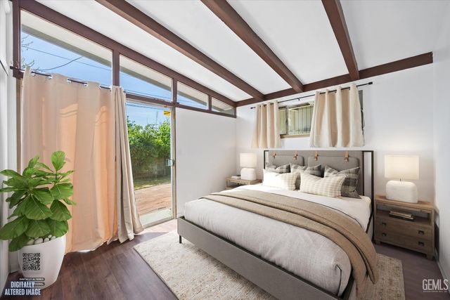 1606 12th Avenue, Delano, CA 93215