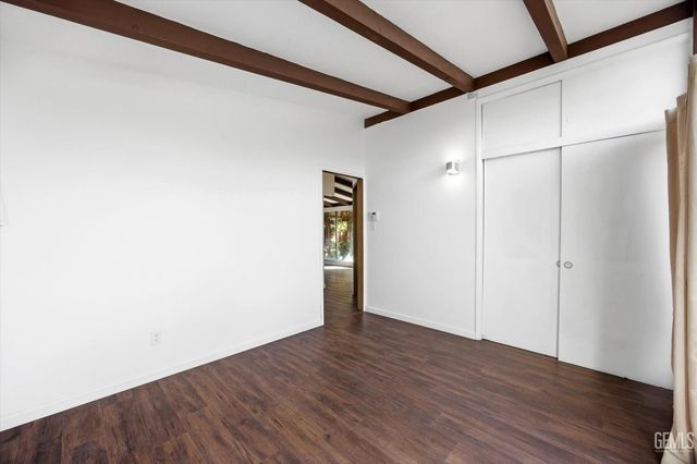 1606 12th Avenue, Delano, CA 93215