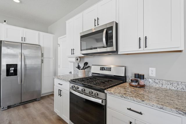 6669 Pine Arbor Lane S, Cottage Grove, MN 55016