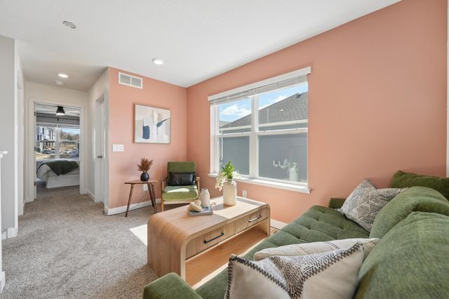 6669 Pine Arbor Lane S, Cottage Grove, MN 55016