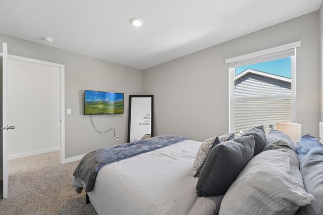 6669 Pine Arbor Lane S, Cottage Grove, MN 55016