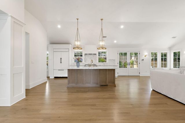115 Freeman Street, Mount Pleasant, SC 29464