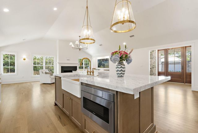 115 Freeman Street, Mount Pleasant, SC 29464