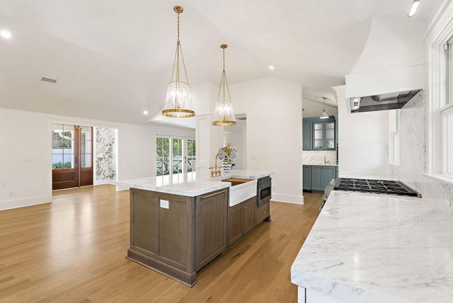 115 Freeman Street, Mount Pleasant, SC 29464