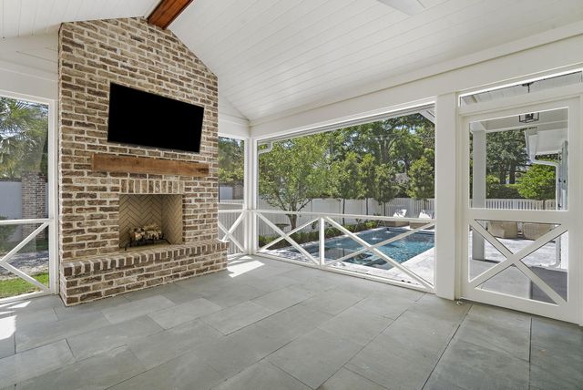 115 Freeman Street, Mount Pleasant, SC 29464