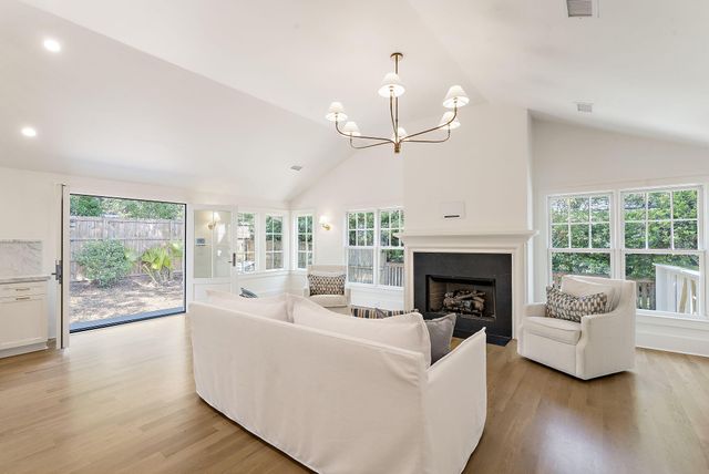 115 Freeman Street, Mount Pleasant, SC 29464