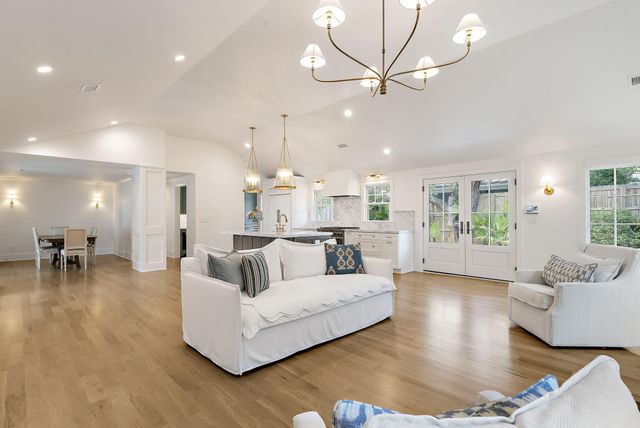 115 Freeman Street, Mount Pleasant, SC 29464