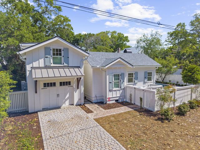 115 Freeman Street, Mount Pleasant, SC 29464