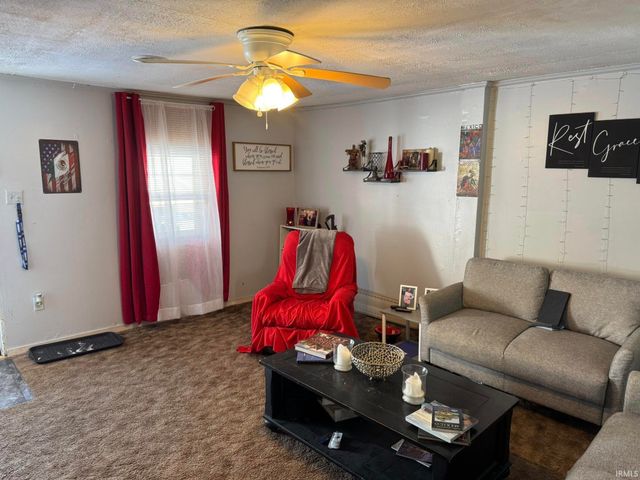 314 W Warren Street, Mitchell, IN 47446