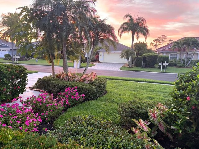 7462 FEATHERSTONE BOULEVARD, Sarasota, FL 34238