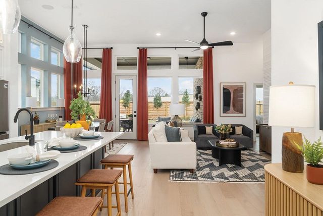 437 Silver Moon Way, Katy, TX 77493