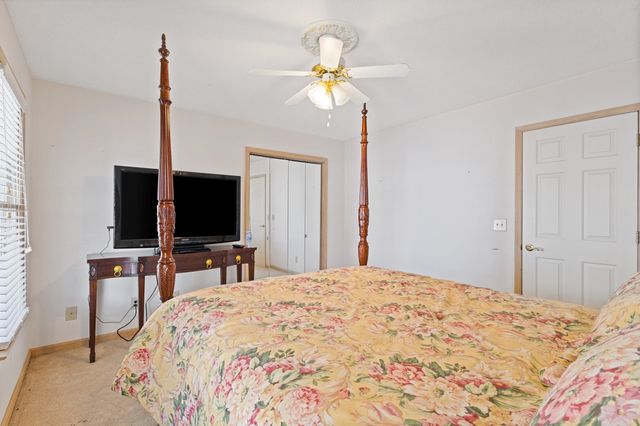 124 Dogwood Pl., North Myrtle Beach, SC 29582