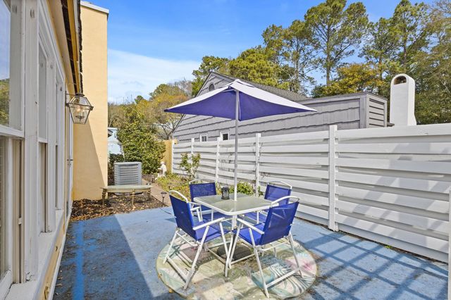 124 Dogwood Pl., North Myrtle Beach, SC 29582