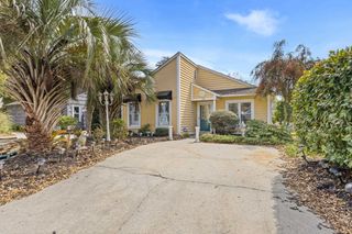 124 Dogwood Pl., North Myrtle Beach, SC 29582