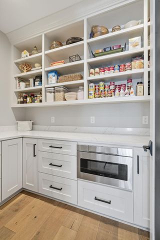 4501 Dunham Drive, Edina, MN 55435