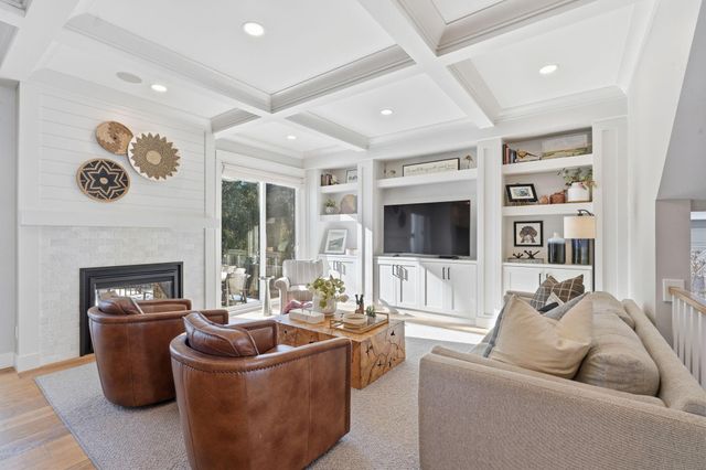 4501 Dunham Drive, Edina, MN 55435