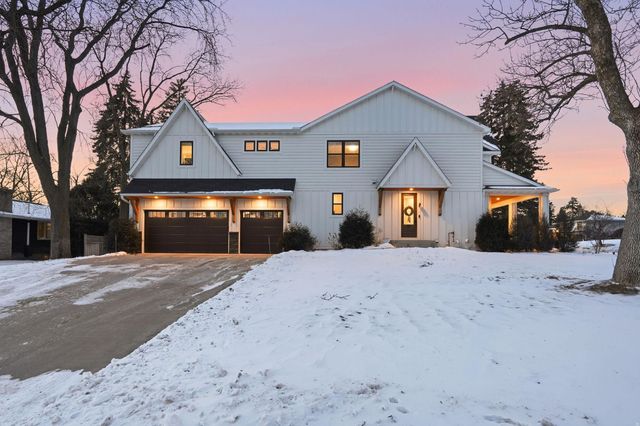 4501 Dunham Drive, Edina, MN 55435