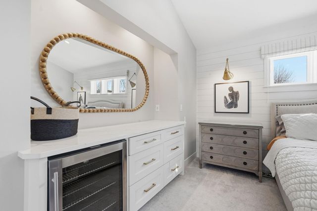 4501 Dunham Drive, Edina, MN 55435