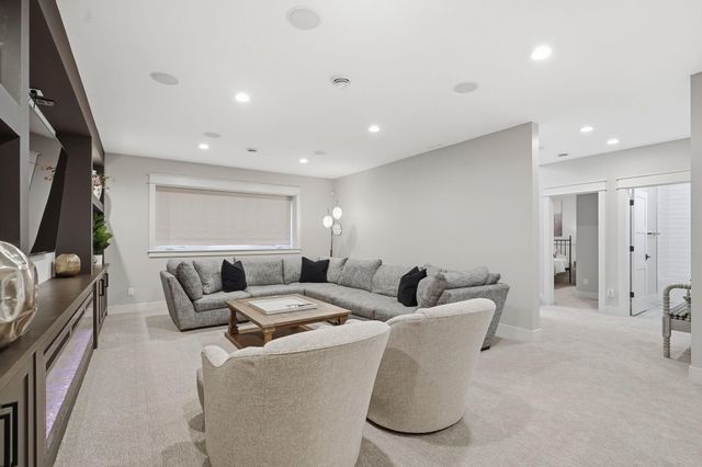 4501 Dunham Drive, Edina, MN 55435