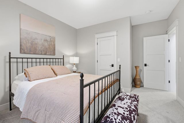 4501 Dunham Drive, Edina, MN 55435