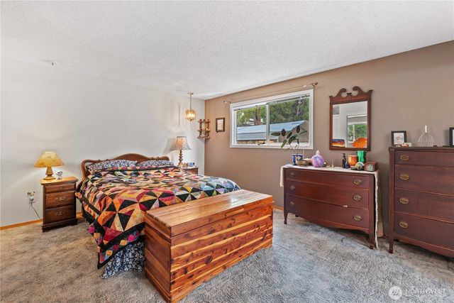 1718 8th St NE, East Wenatchee, WA 98802