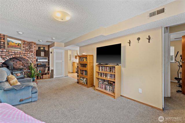 1718 8th St NE, East Wenatchee, WA 98802