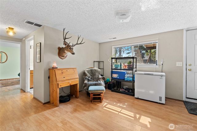 1718 8th St NE, East Wenatchee, WA 98802