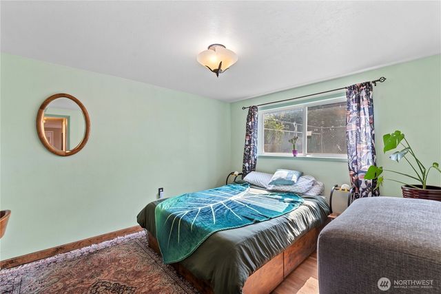 1718 8th St NE, East Wenatchee, WA 98802