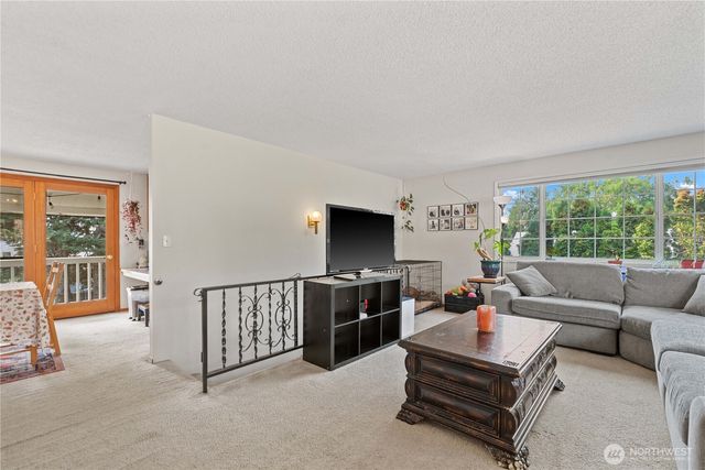 1718 8th St NE, East Wenatchee, WA 98802