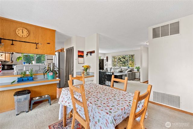 1718 8th St NE, East Wenatchee, WA 98802