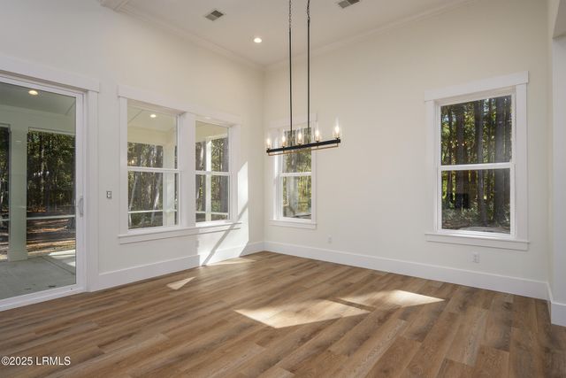 15 Woods Lane, Beaufort, SC 29907