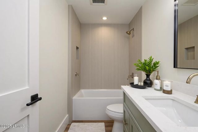 15 Woods Lane, Beaufort, SC 29907