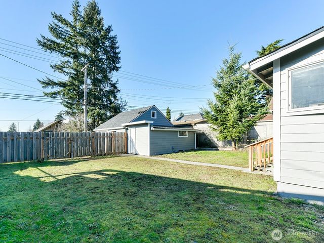 7232 S Oakes Street, Tacoma, WA 98409
