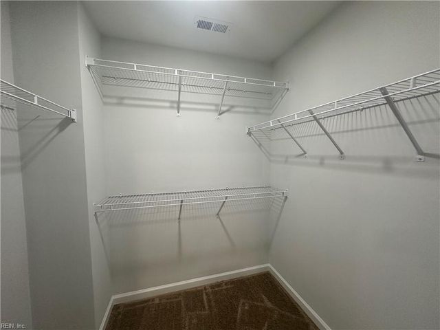 300 East ST, Smithfield, VA 23430