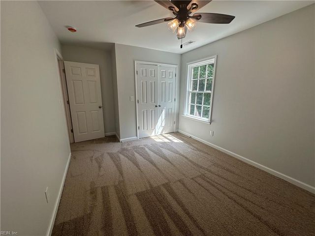 300 East ST, Smithfield, VA 23430