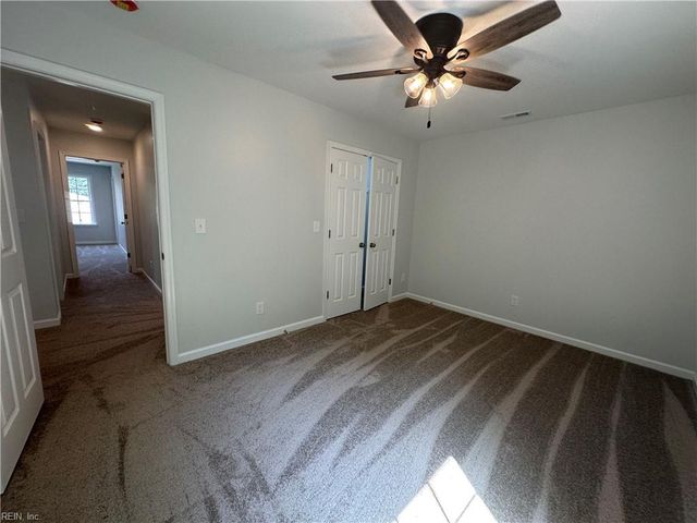 300 East ST, Smithfield, VA 23430