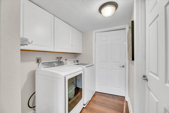 621 SW 98th Terrace, Pembroke Pines, FL 33025