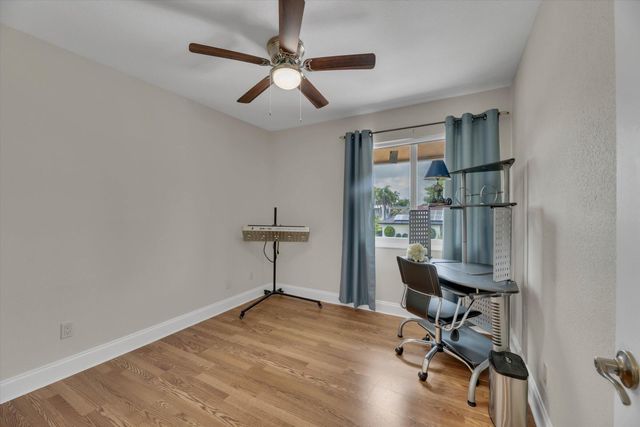 621 SW 98th Terrace, Pembroke Pines, FL 33025