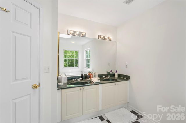 7900 Wilby Hollow Drive, Charlotte, NC 28270