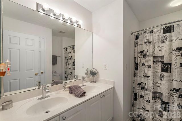 7900 Wilby Hollow Drive, Charlotte, NC 28270