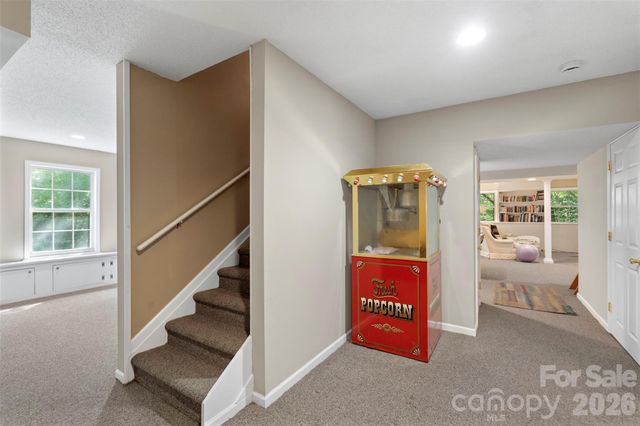 7900 Wilby Hollow Drive, Charlotte, NC 28270