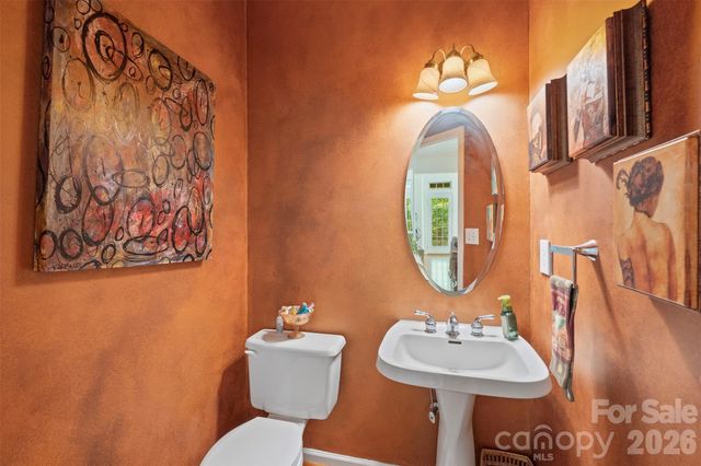 7900 Wilby Hollow Drive, Charlotte, NC 28270