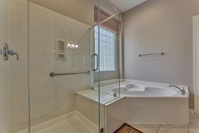 59 W Bellmeade Place, The Woodlands, TX 77382