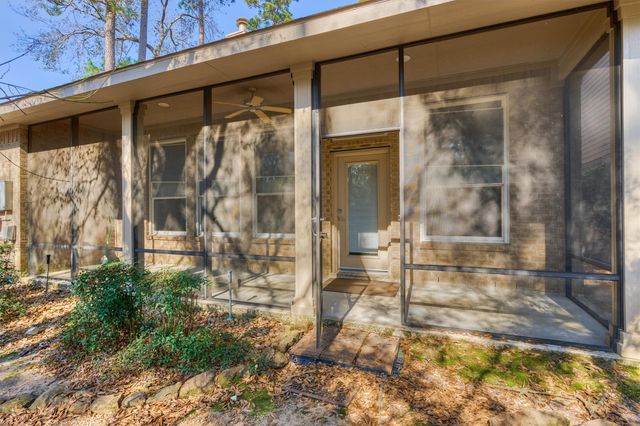 59 W Bellmeade Place, The Woodlands, TX 77382