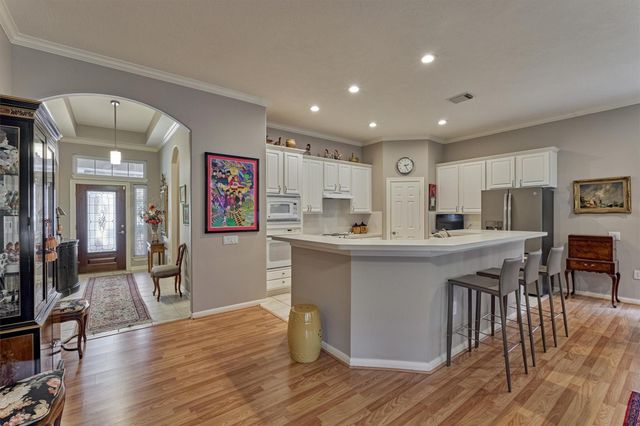 59 W Bellmeade Place, The Woodlands, TX 77382